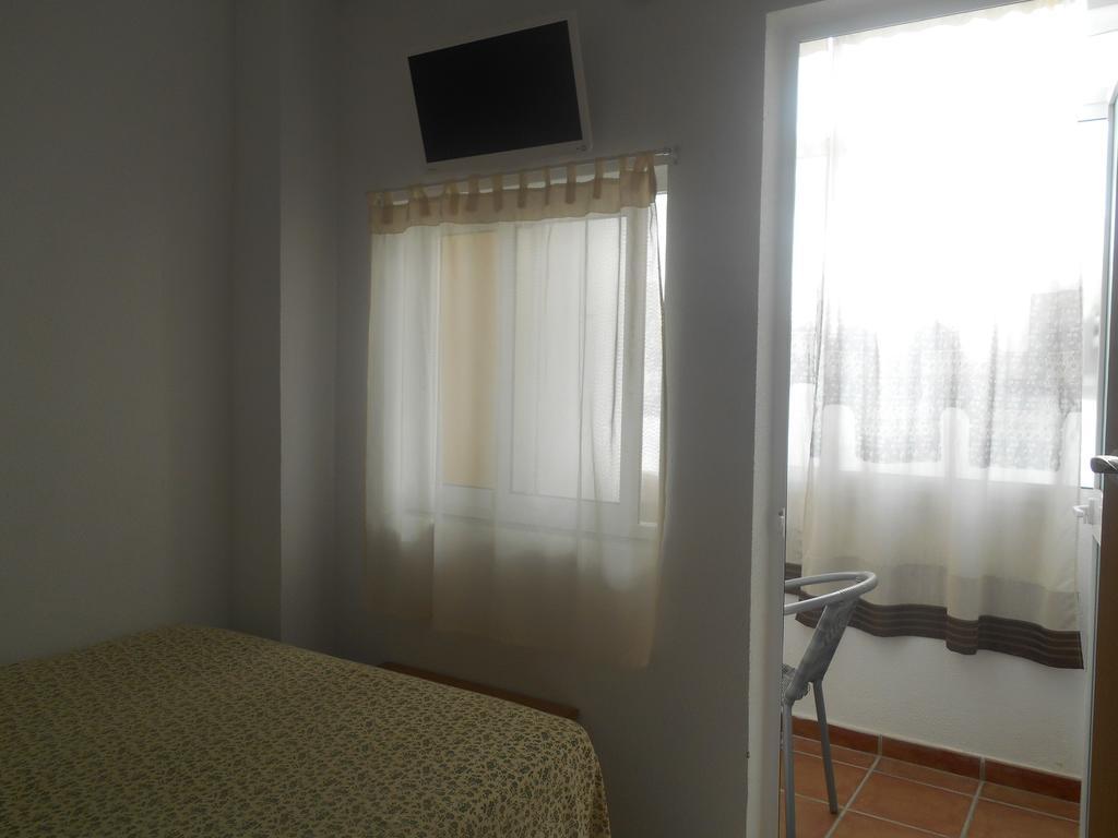 Hostal Paco Pepe Conil De La Frontera Exterior photo